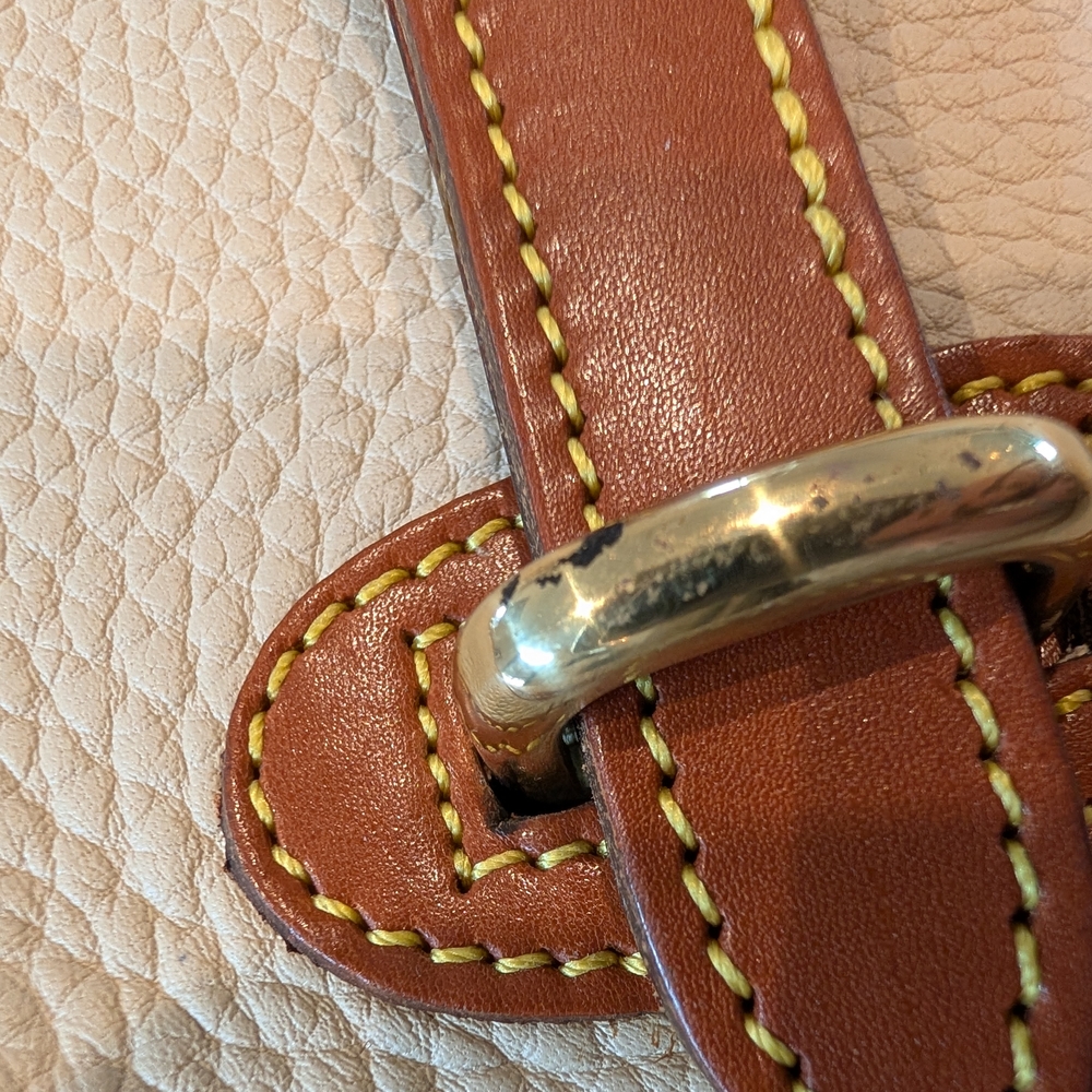 Dooney & Bourke Cream and Brown Leather Shoulder Bag - Picture 4 of 12